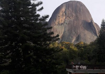 Viagem com duração de 4 dias entre transfers e passeios no Vale da Pedra Azul.