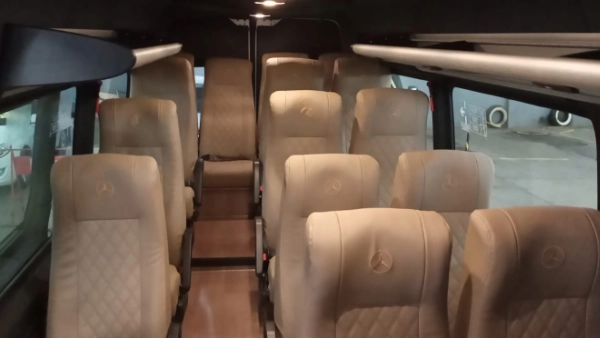 Aluguel de Vans para Casamentos | Aluguel de Vans para Festas Aluguel de Vans para Casamentos | Aluguel de Vans para Festas